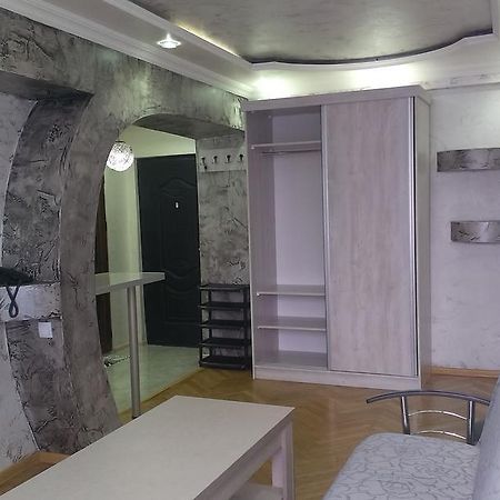 Irakli'S Apartment With Sea View Batumi Luaran gambar